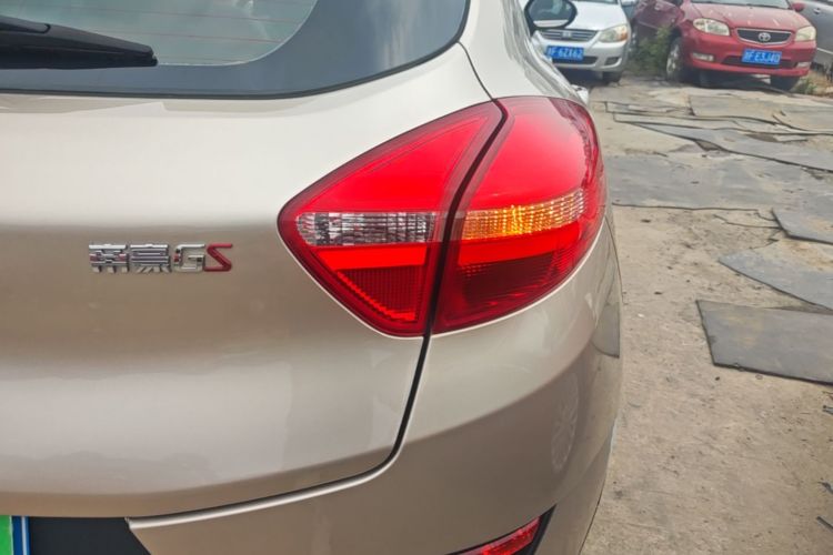 GEELY Emgrand GS 2018 car image #8