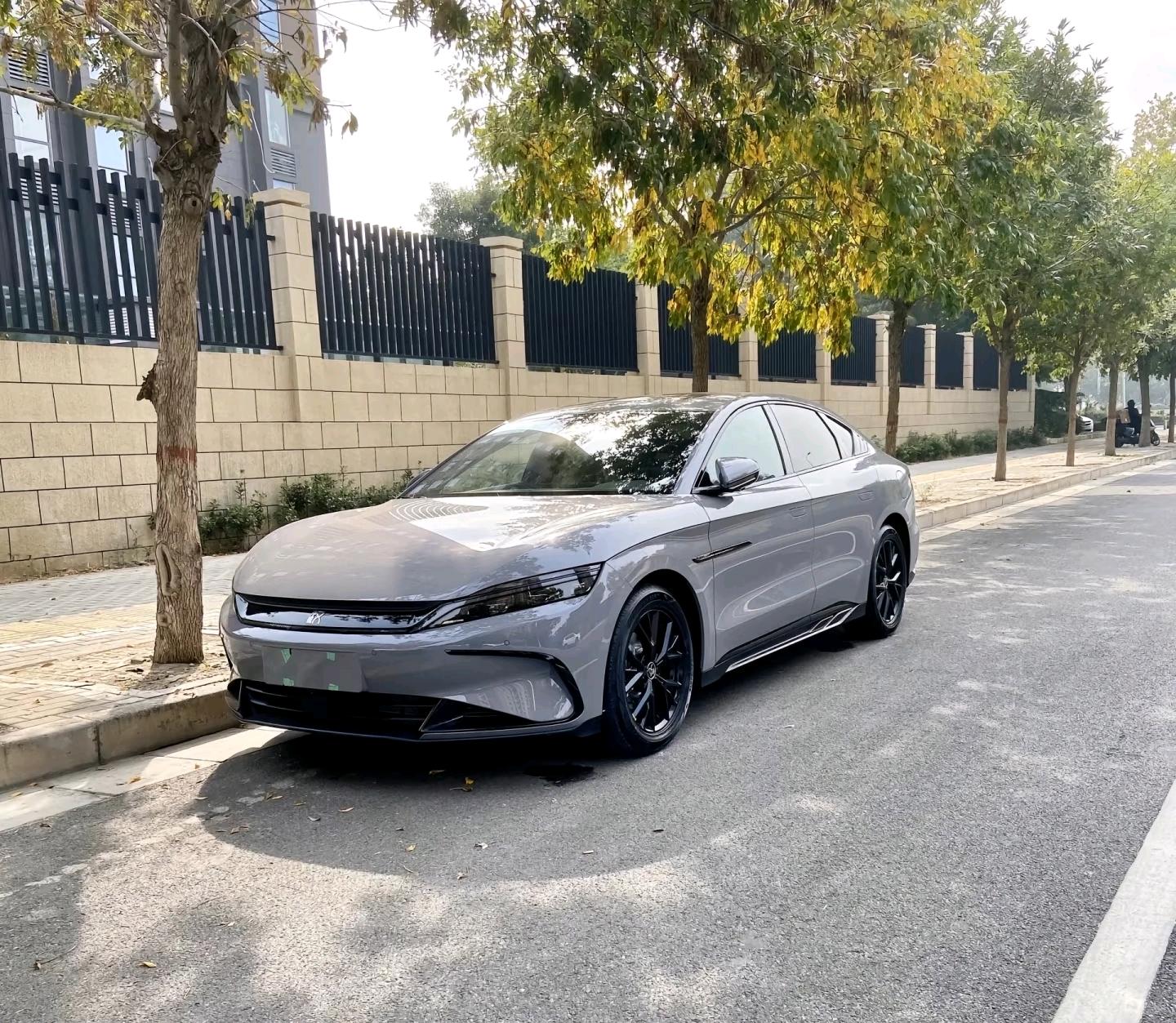 BYD Han 2025 car image 