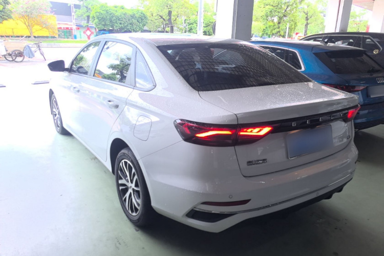 GEELY Emgrand 2023 car image #5