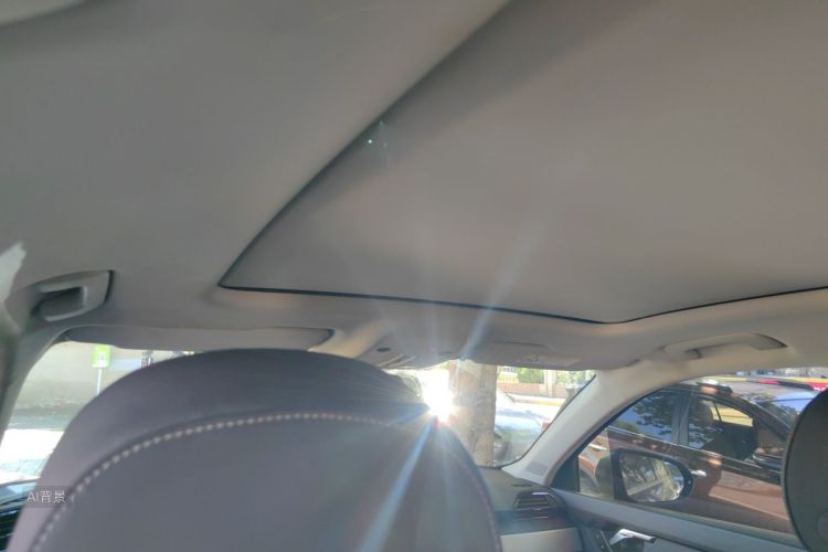 Audi Q3 2021 car image #20