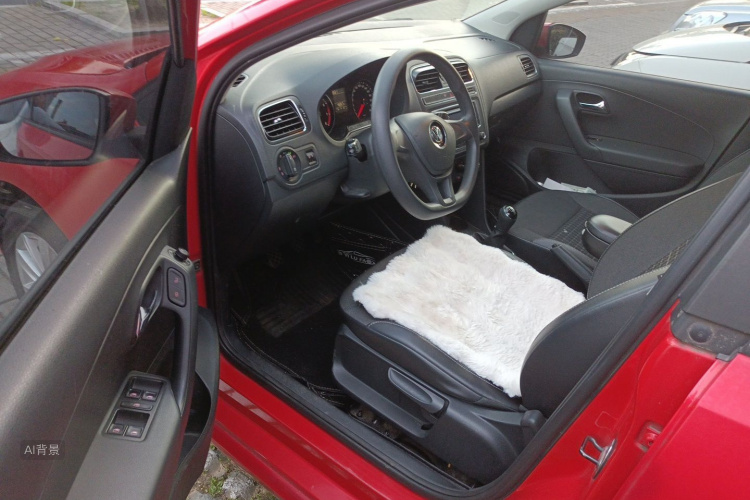 Volkswagen Polo 2015 #18 Volkswagen Polo 2015 car image #18
