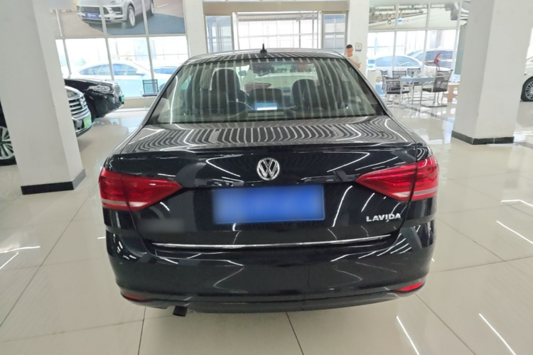 Volkswagen Lavida 2016 car image #6