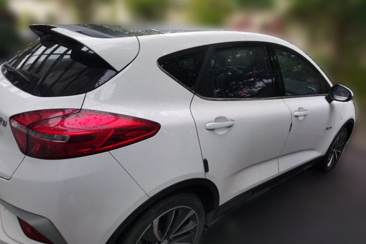GEELY Emgrand GSe 2019 #7 GEELY Emgrand GSe 2019 immagine di auto #7