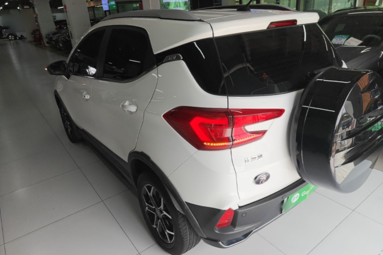 BYD Yuan Pro 2022 #5 BYD Yuan Pro 2022 изображение автомобиля #5