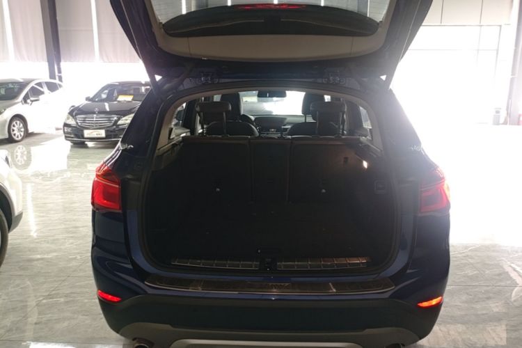 BMW X1 2018 #19 BMW X1 2018 car image #19