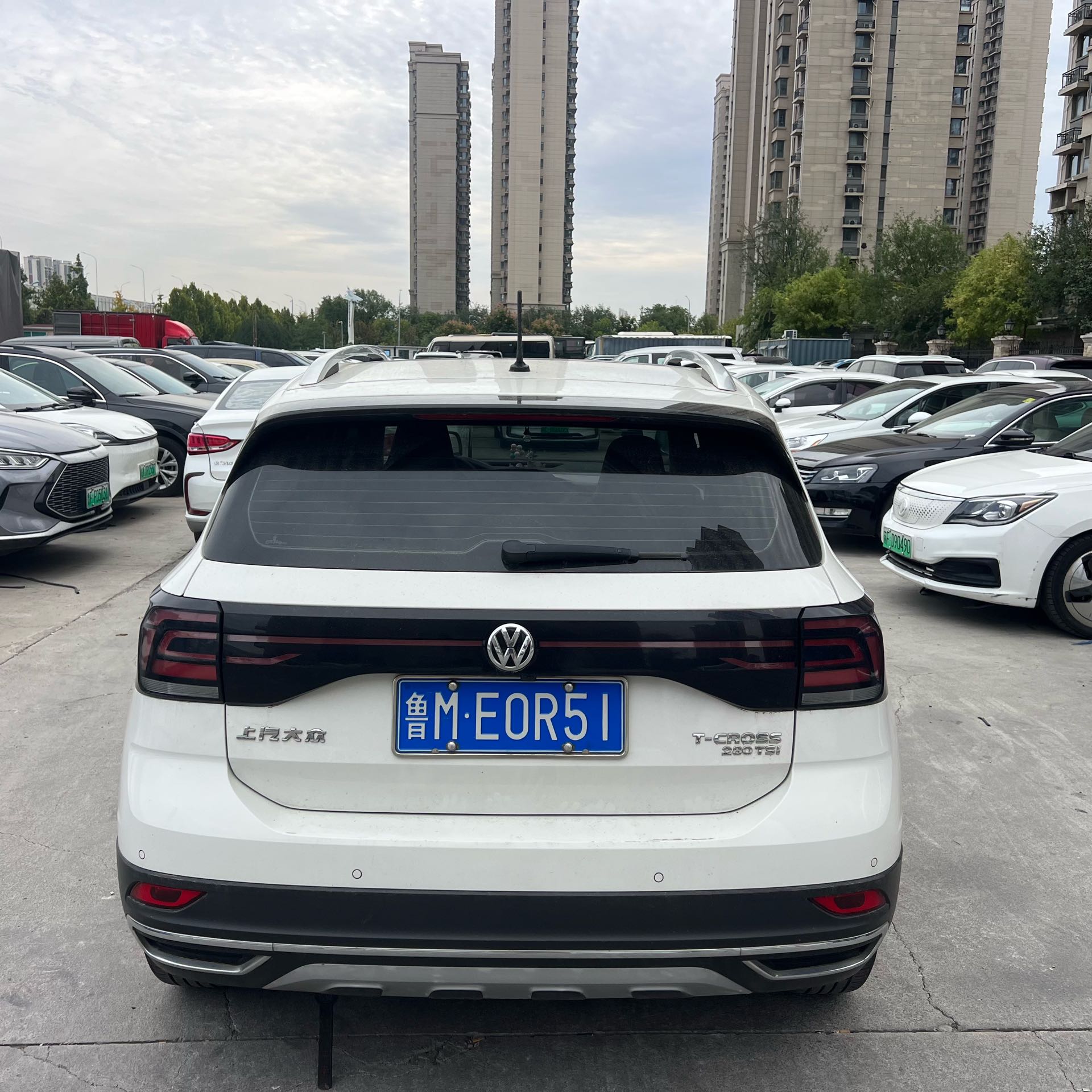Volkswagen T-Cross 2020 #6 Volkswagen T-Cross 2020 car image #6