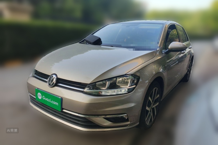 Volkswagen Golf 2018 car image #2