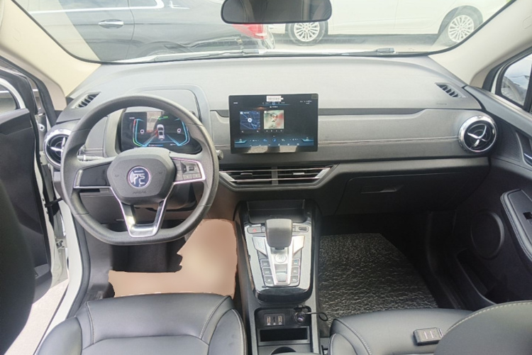 BYD Yuan New Energy 2020 car image #11