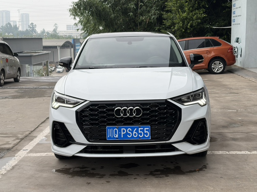 Audi Q3 Sportback 2022 immagine di auto #5