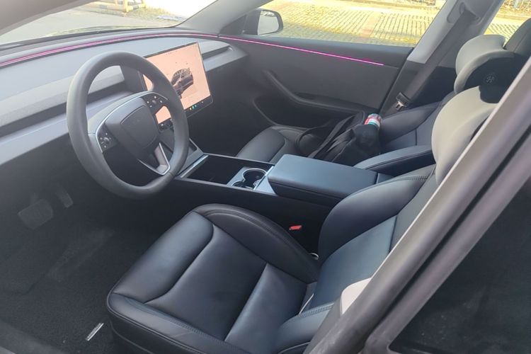 Tesla Model 3 2025 #15 Tesla Model 3 2025 car image #15