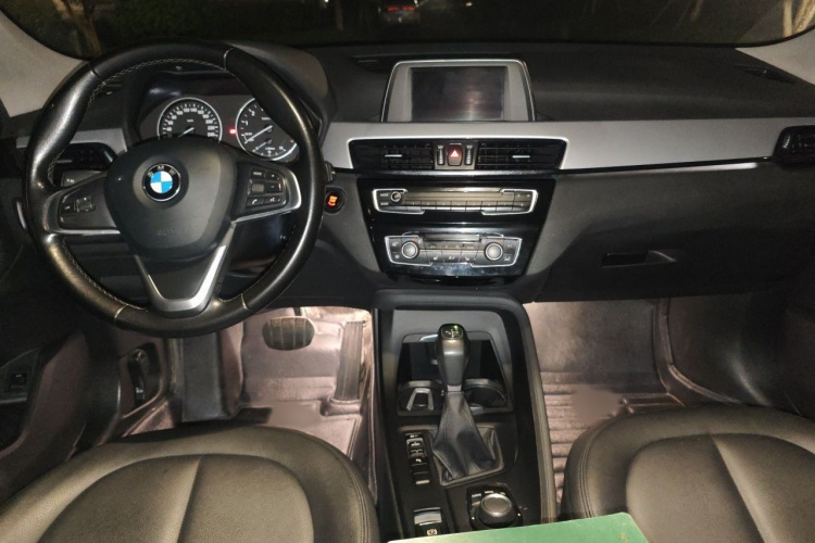 BMW X1 2017 #12 BMW X1 2017 car image #12