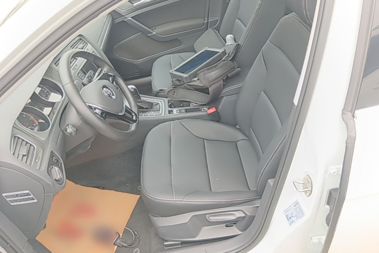 Volkswagen Golf 2016 car image #19