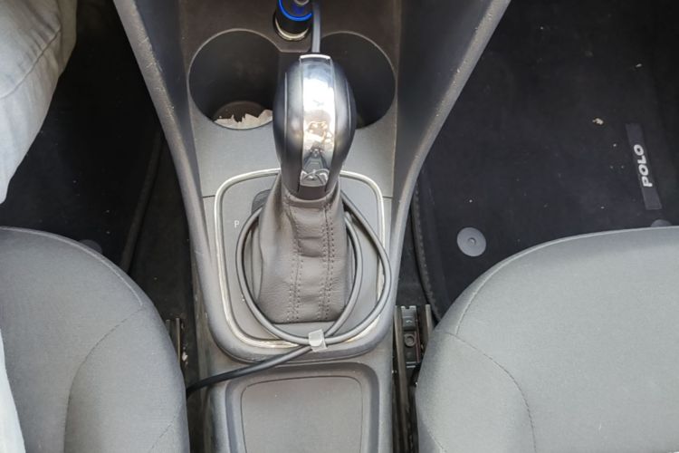 Volkswagen Polo 2018 #14 Volkswagen Polo 2018 car image #14