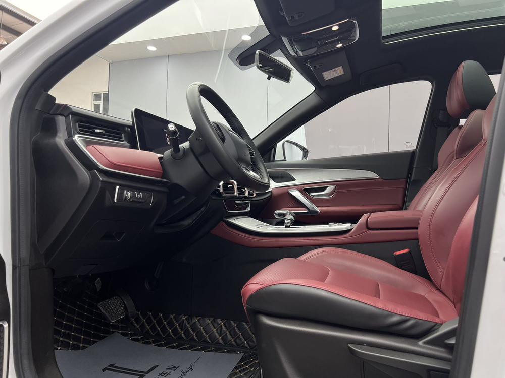Jetour X70 PLUS 2023 #19 Jetour X70 PLUS 2023 car image #19