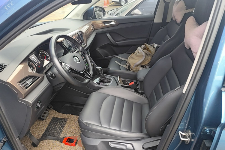 Volkswagen Tharu 2019 car image #19