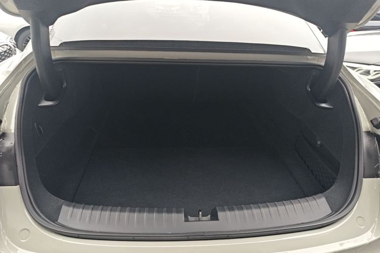 MI SU7 2025 car image #19