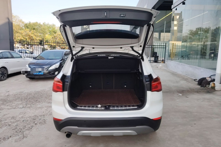 BMW X1 2019 car image #19