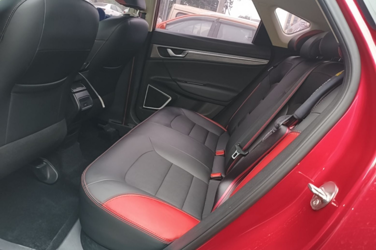 GEELY Emgrand GS 2020 #17 GEELY Emgrand GS 2020 изображение автомобиля #17
