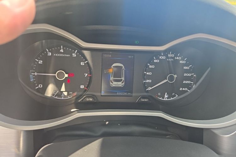 GEELY Emgrand GS 2019 car image #12