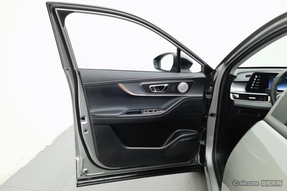 Chery Tiggo 5x 2025 car image #21