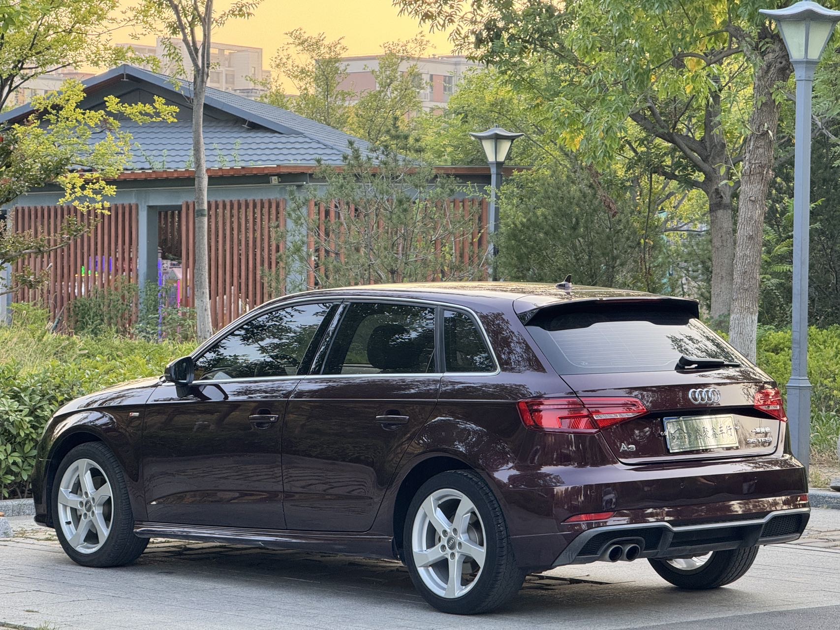 Audi A3 2019 car image #9
