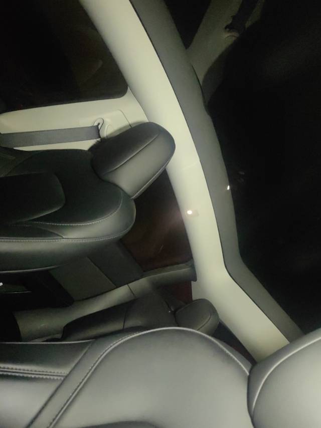Tesla Model Y 2022 car image #5