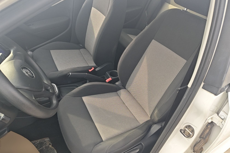 Volkswagen Polo 2018 #15 Volkswagen Polo 2018 car image #15