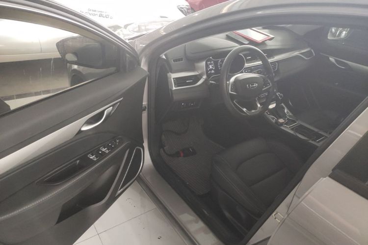 GEELY Emgrand 2020 #16 GEELY Emgrand 2020 car image #16