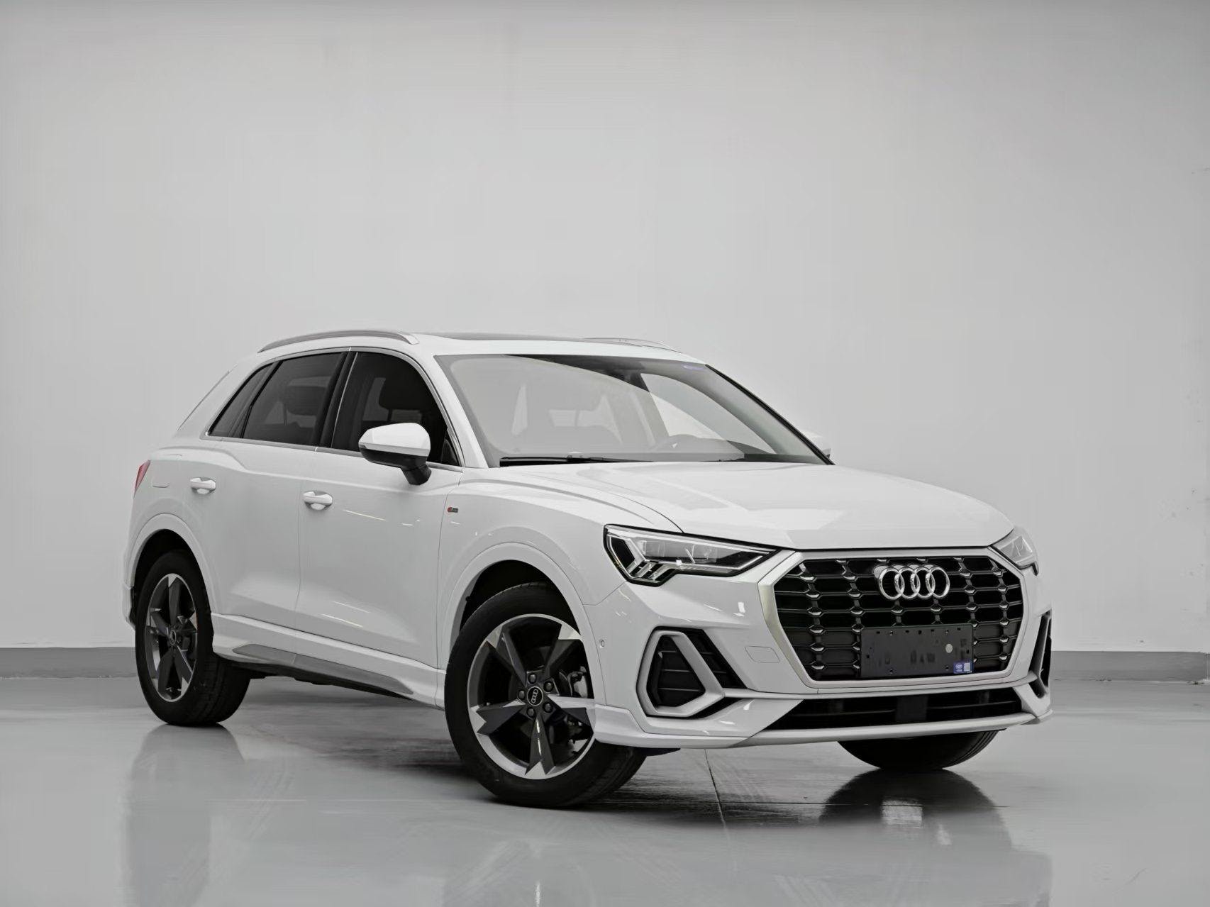 Audi Q3 2023 #3 Audi Q3 2023 car image #3