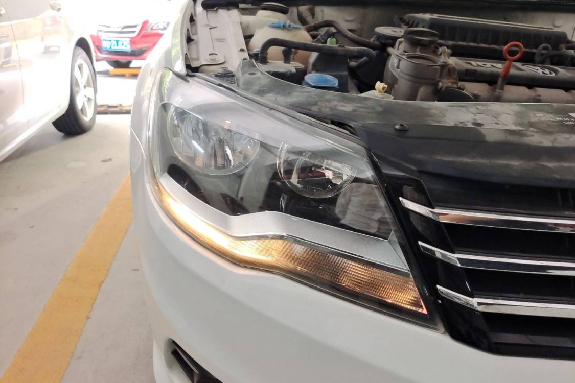 Volkswagen Bora 2015 imagen de coche #7