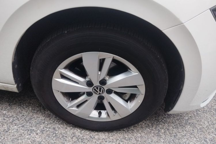 Volkswagen Polo 2024 car image #9