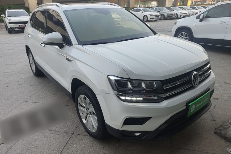 Volkswagen Tharu 2019 immagine di auto #4