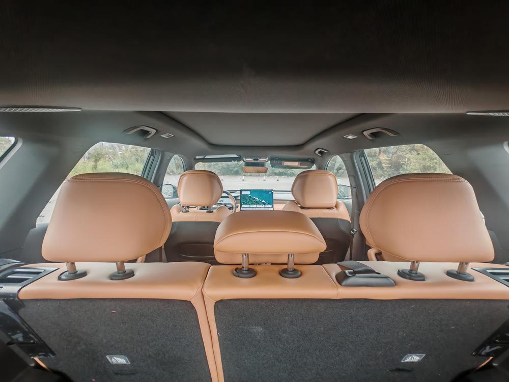 GEELY Boyue L 2025 car image #20