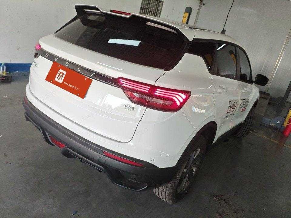 GEELY Coolray 2025 #2 GEELY Coolray 2025 car image #2