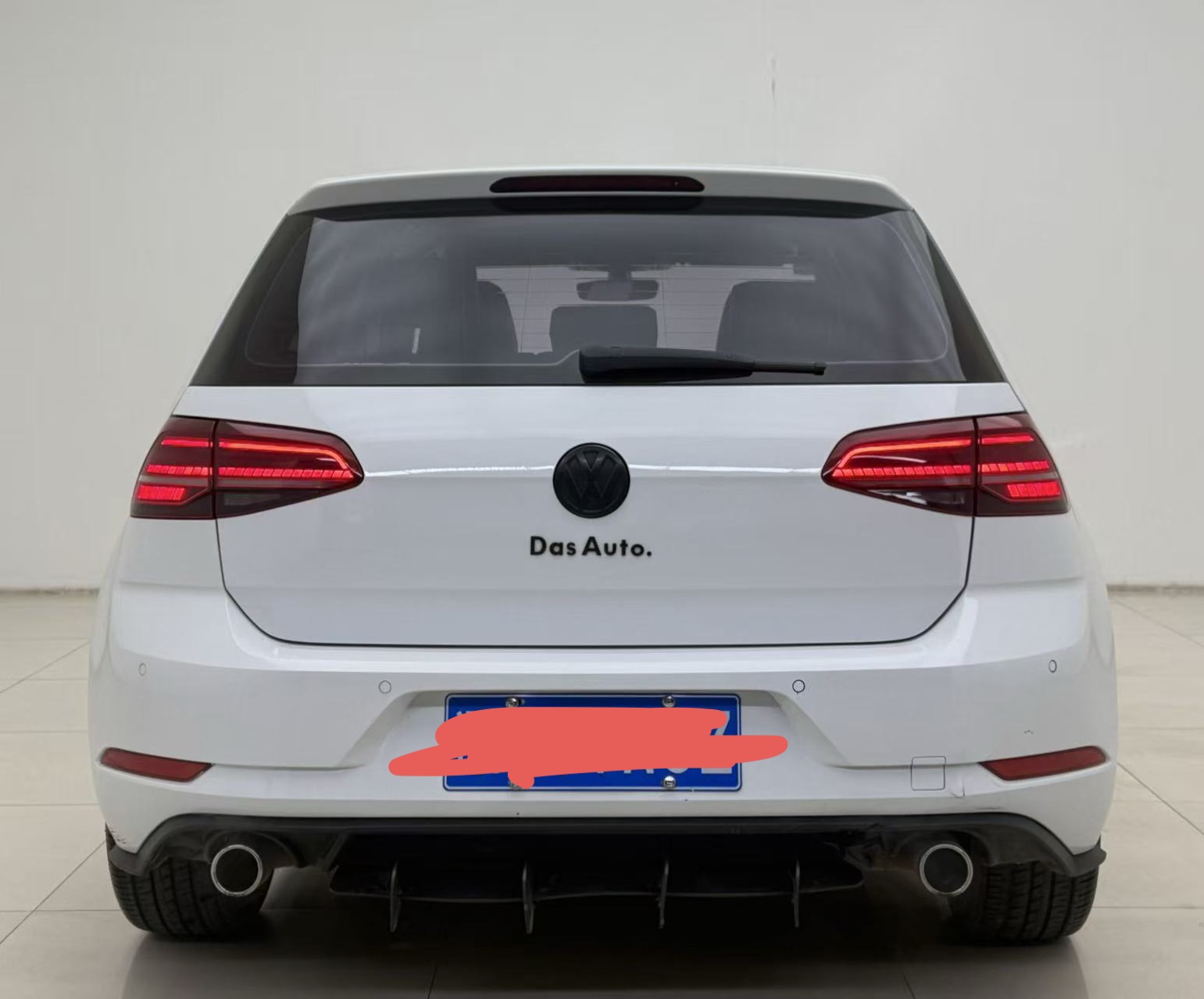 Volkswagen Golf 2018 car image #8