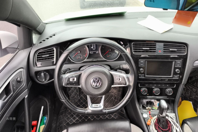 Volkswagen Golf 2018 car image #12