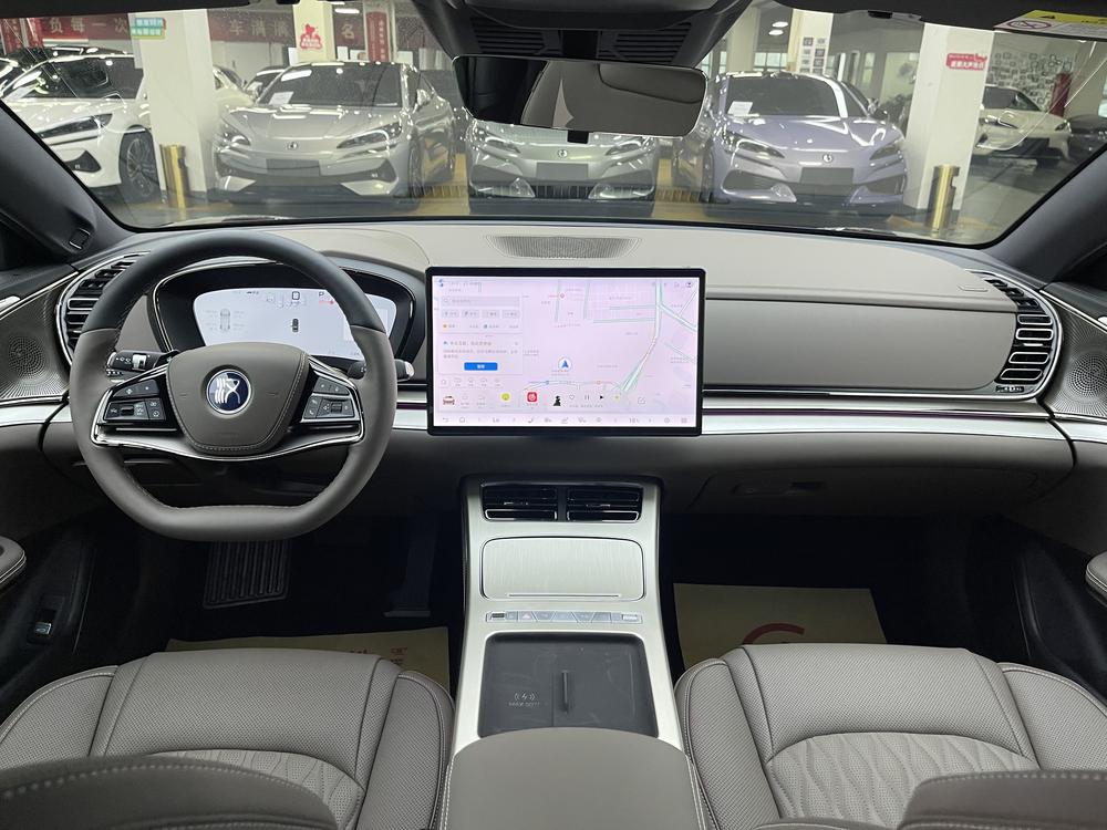 BYD Han 2026 car image #5