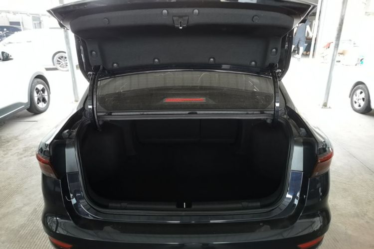 GEELY Emgrand 2022 #19 GEELY Emgrand 2022 car image #19
