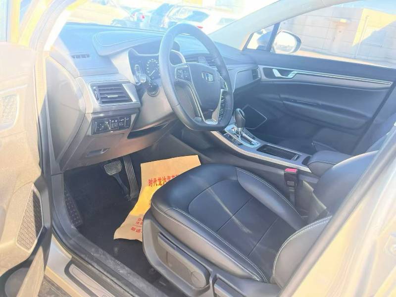 GEELY Emgrand GS 2018 صورة سيارة #7
