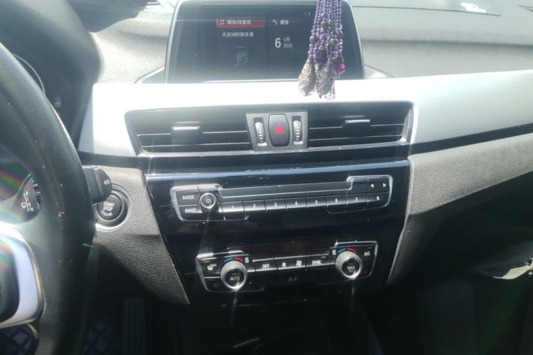 BMW X1 2018 car image #17