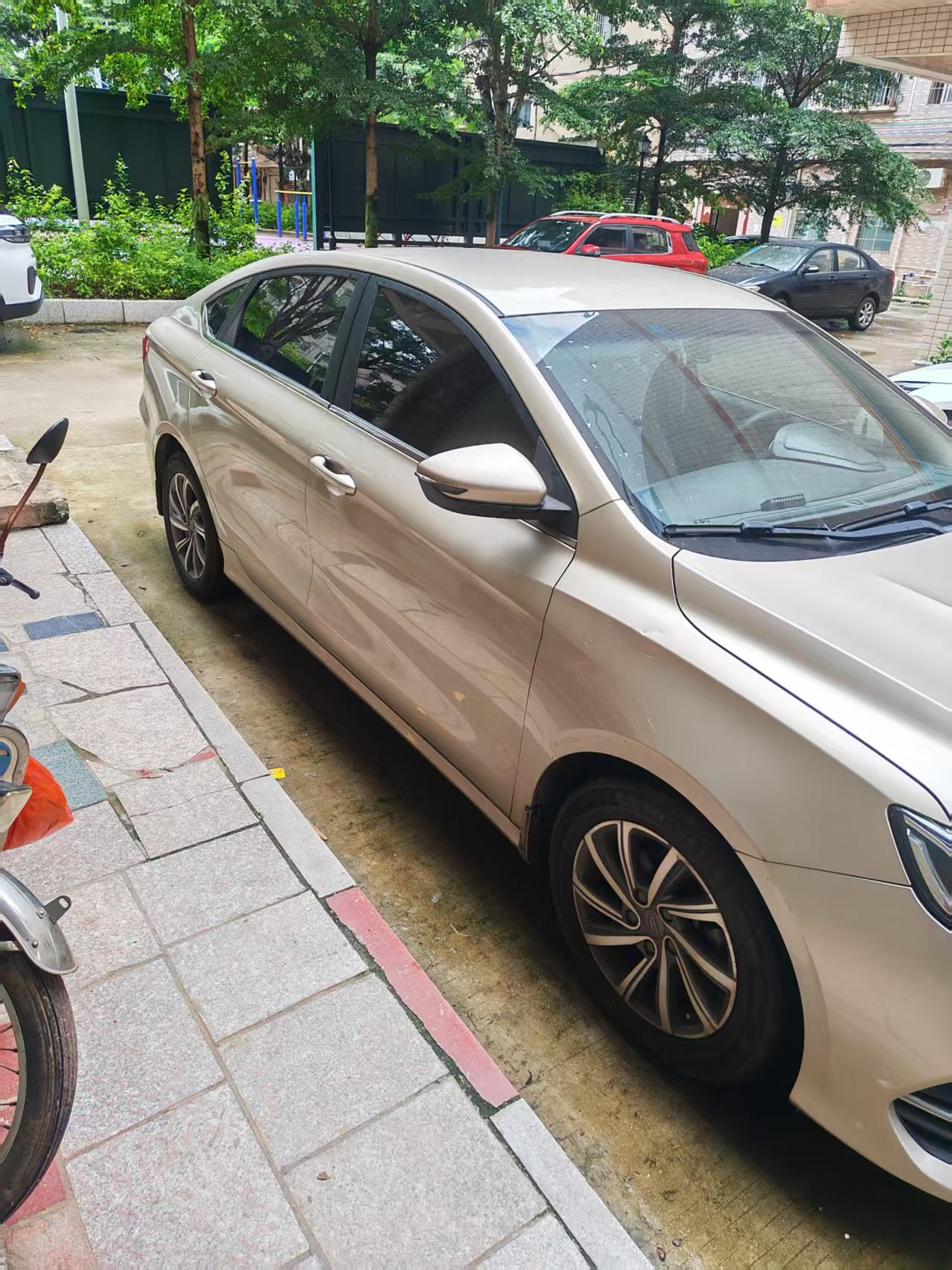 GEELY Binray 2018 imagem de carro #2