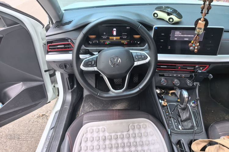 Volkswagen Lavida 2023 car image #12