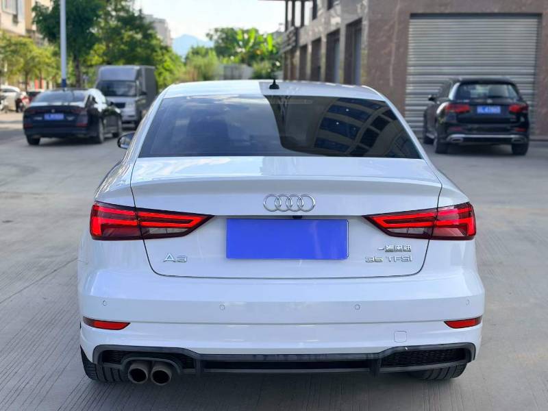 Audi A3 2019 car image #8