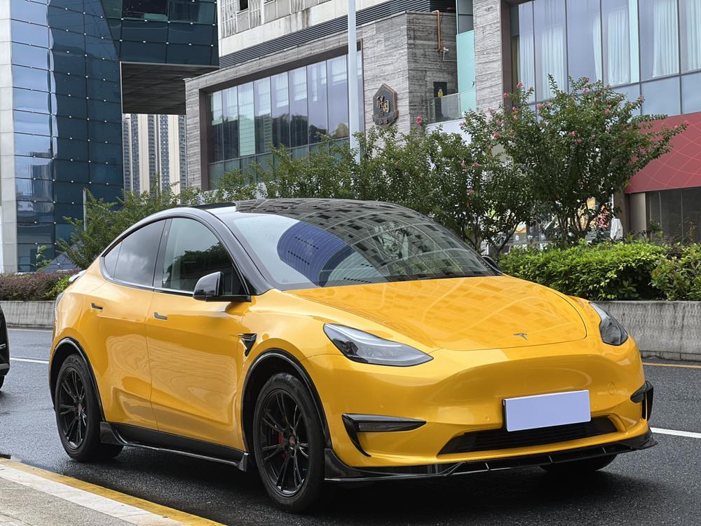 Tesla Model Y 2021 #2 Tesla Model Y 2021 car image #2