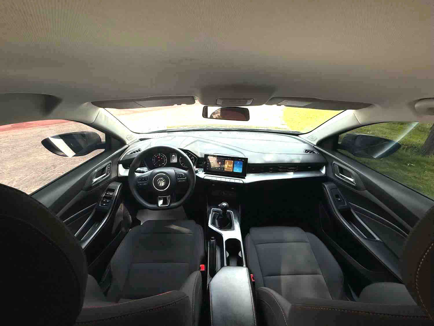 MG 5 2024 صورة سيارة #8