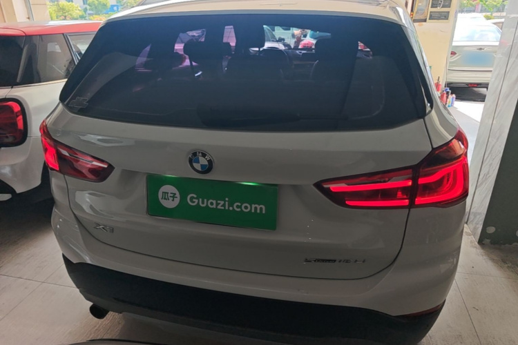 BMW X1 2019 #6 BMW X1 2019 car image #6
