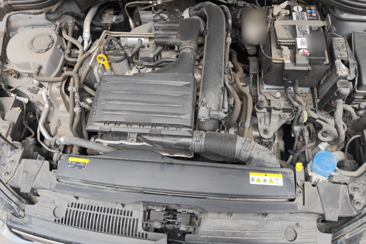 Volkswagen Golf 2024 car image #22