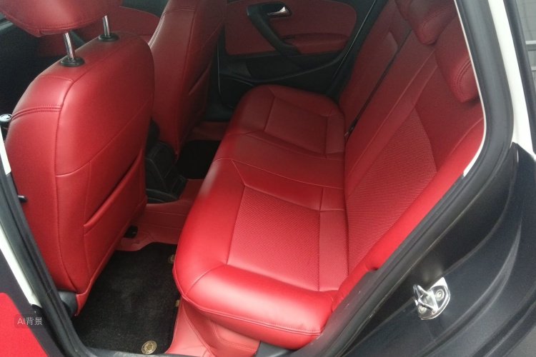 Volkswagen Polo 2018 car image #19