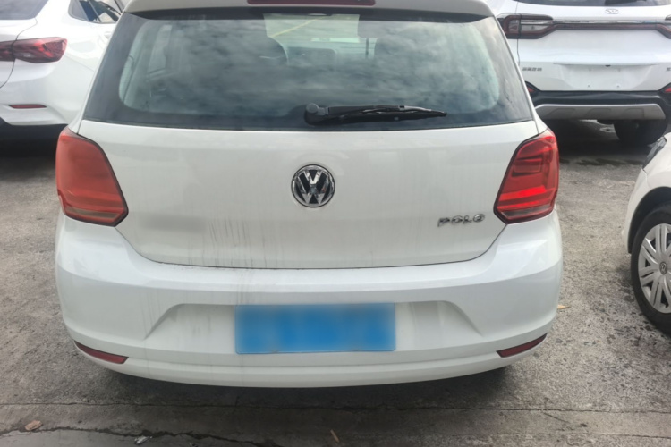 Volkswagen Polo 2016 car image #6