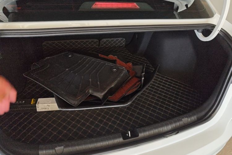 GEELY Emgrand 2022 car image #19